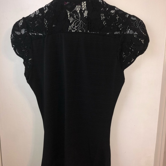 Black lace top - Picture 2 of 2